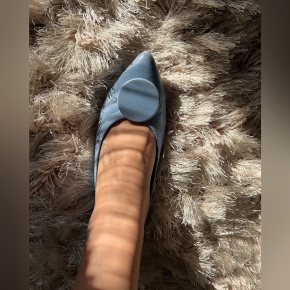 flats - Picture 3 of 8